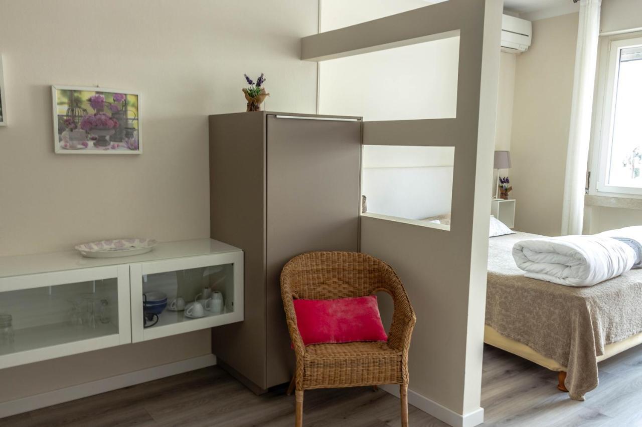 Monica Appartamenti Sirmione Ngoại thất bức ảnh