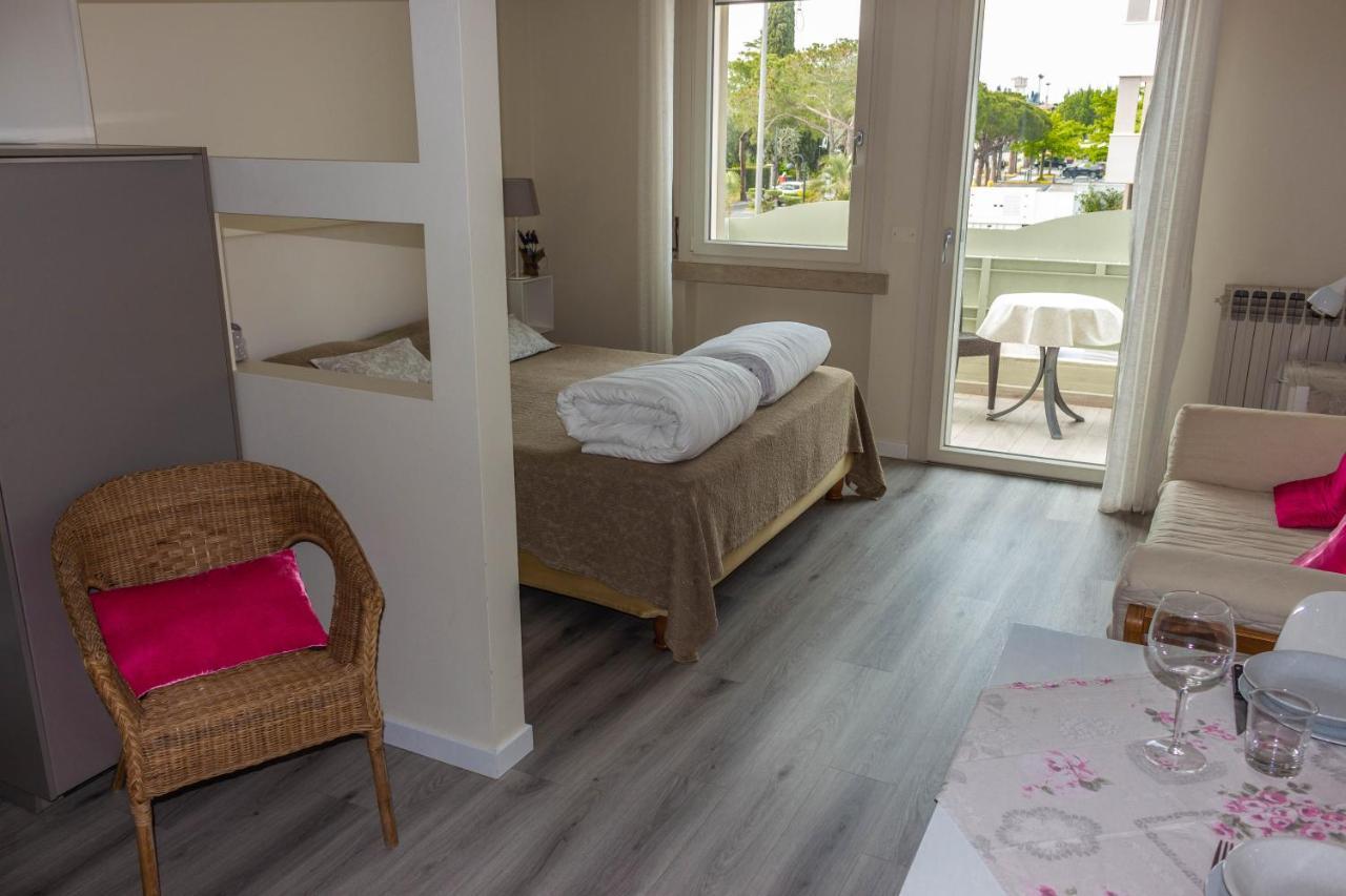 Monica Appartamenti Sirmione Ngoại thất bức ảnh