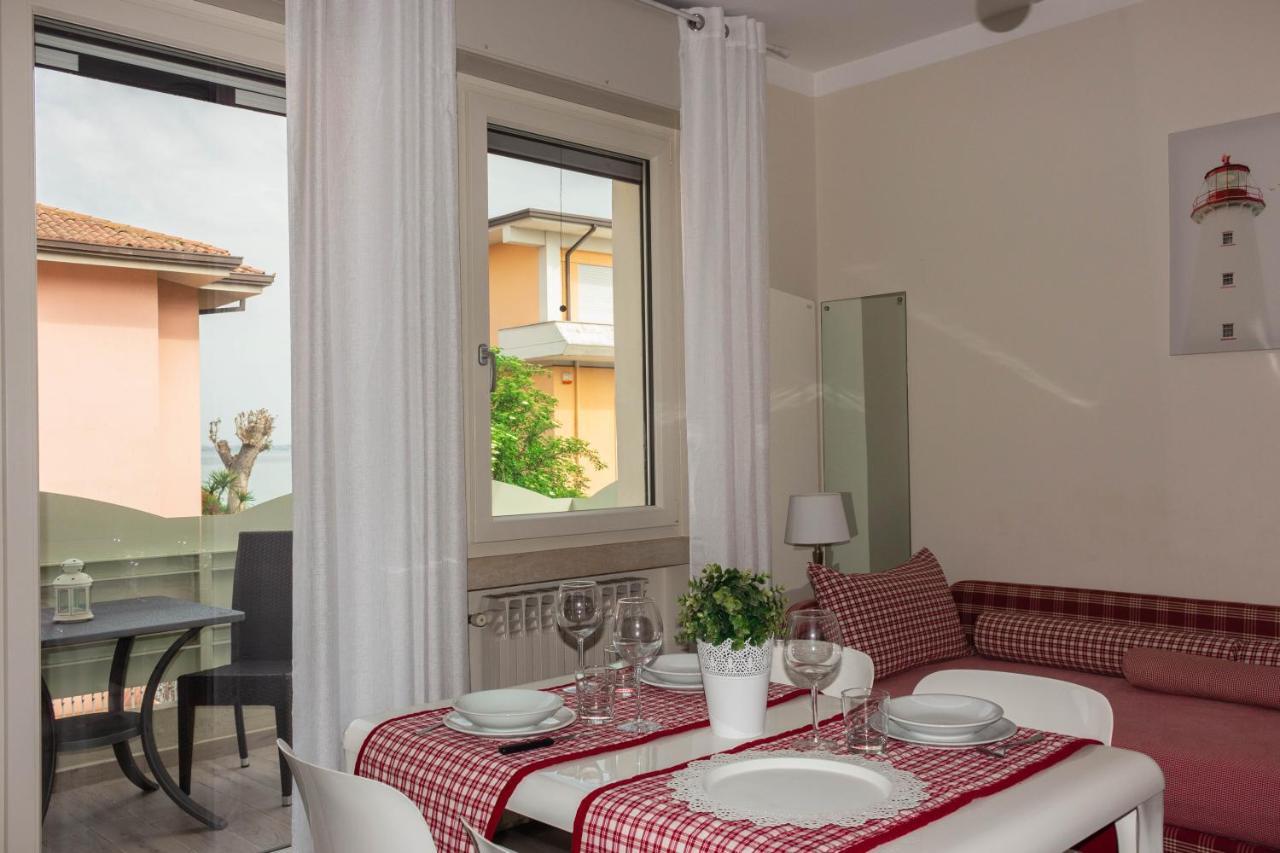 Monica Appartamenti Sirmione Ngoại thất bức ảnh